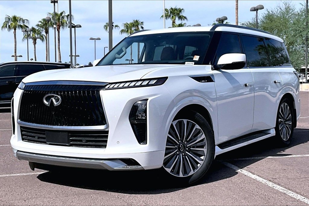 Used 2026 INFINITI QX80 Luxe w/ Cargo Package AWD/4WD image 1