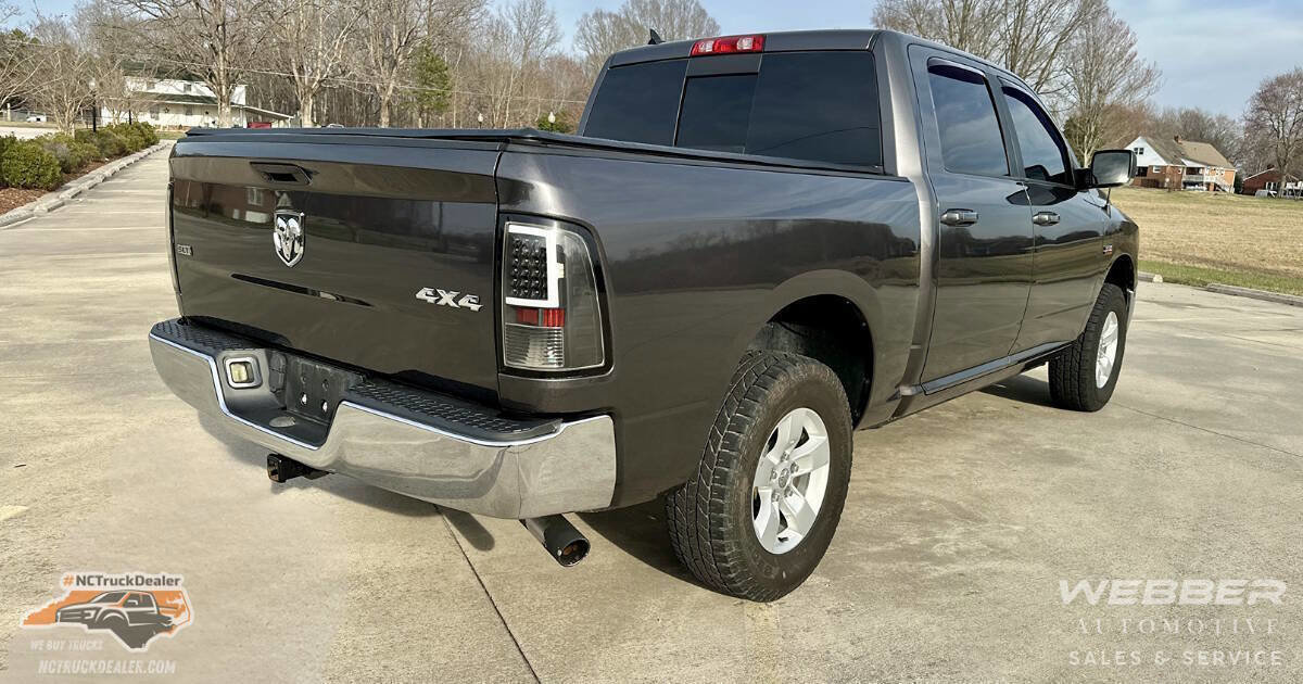 Used 2019 RAM 1500 Classic SLT w/ Luxury Group image 6