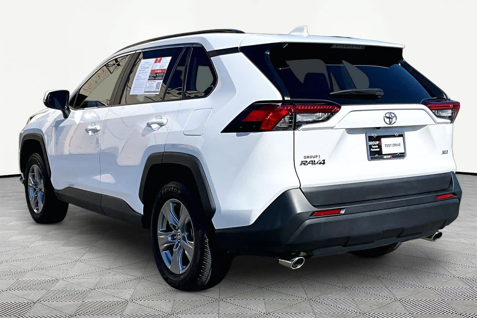 Used 2023 Toyota RAV4 XLE w/ Convenience Package FWD image 12