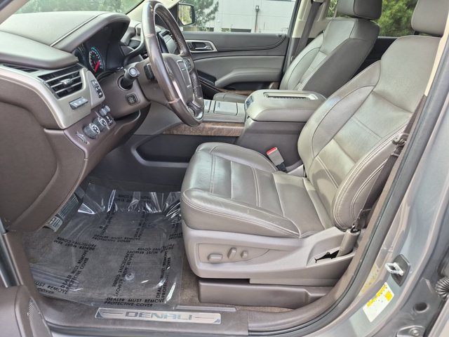 Used 2019 GMC Yukon XL Denali w/ Denali Ultimate Package AWD/4WD image 16