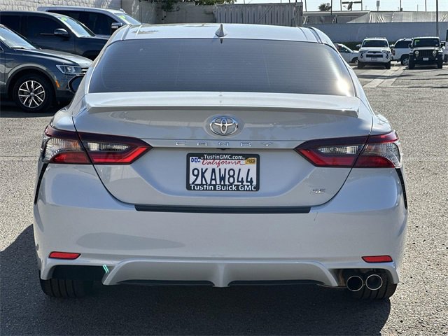Used 2024 Toyota Camry SE image 5