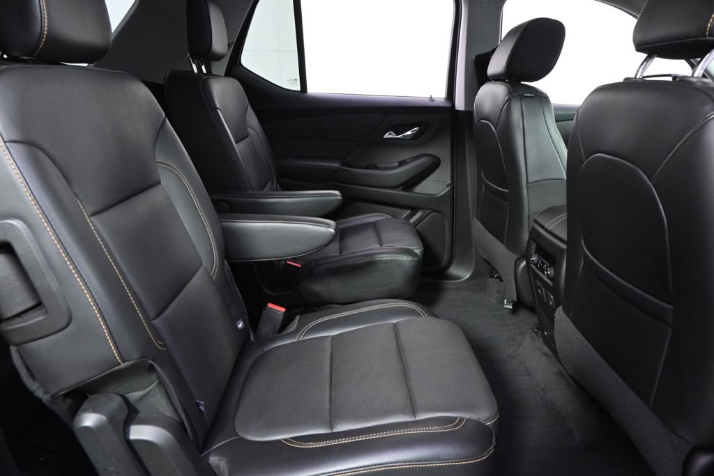 Used 2018 Chevrolet Traverse Premier w/ Redline Edition AWD/4WD image 18
