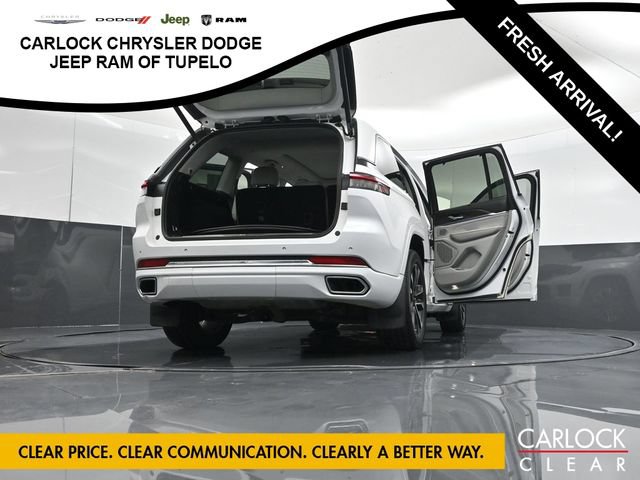 Used 2023 Jeep Grand Cherokee Overland w/ Luxury Tech Group IV AWD/4WD image 66