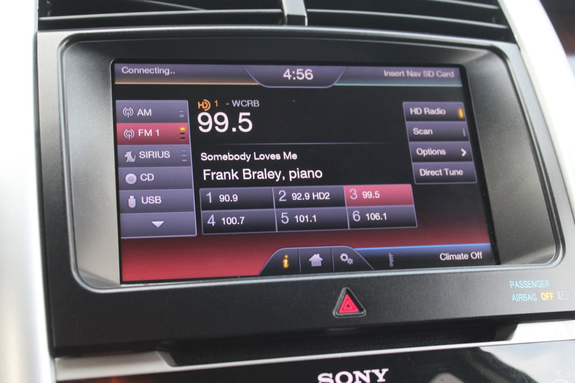 Used 2011 Ford Edge Limited AWD/4WD image 30
