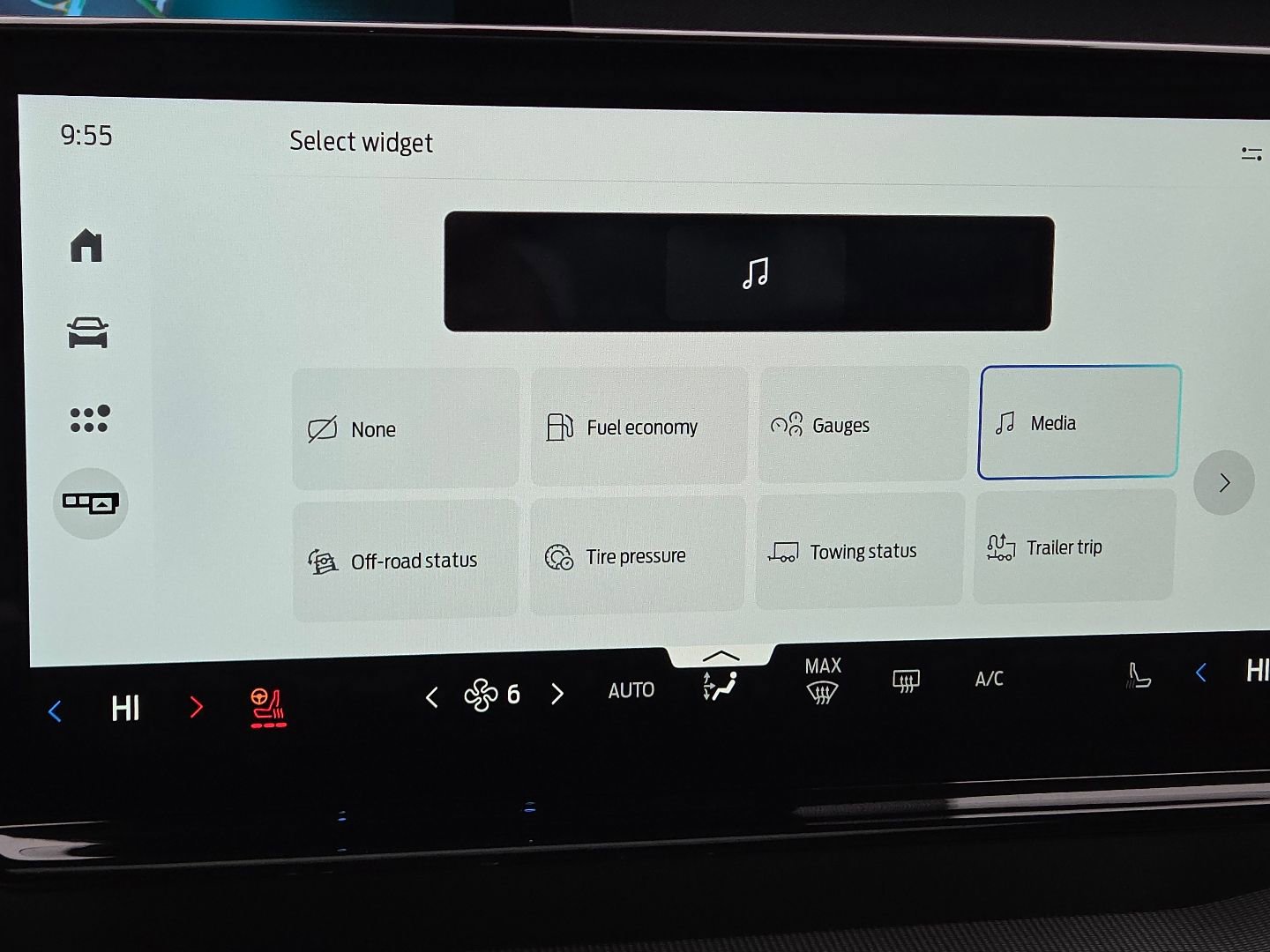 Used 2025 Ford Expedition Active image 30