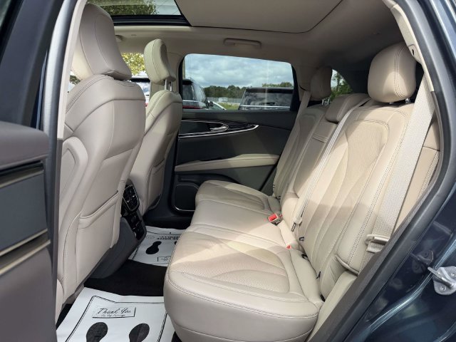 Used 2023 Lincoln Nautilus Reserve AWD/4WD image 13