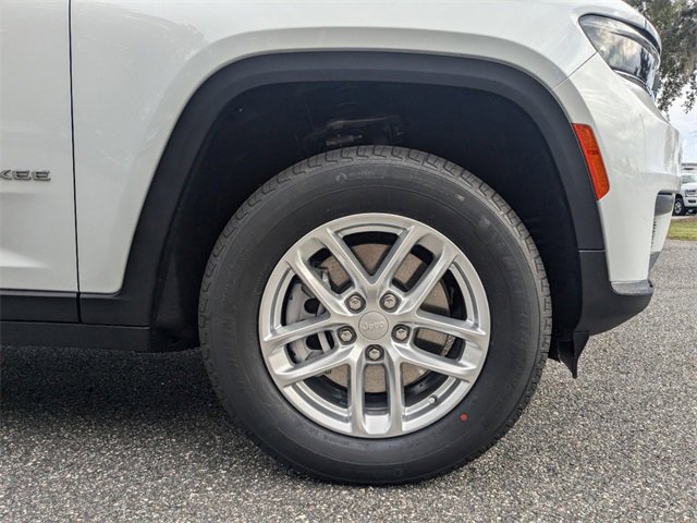 New 2025 Jeep Grand Cherokee L Laredo image 12