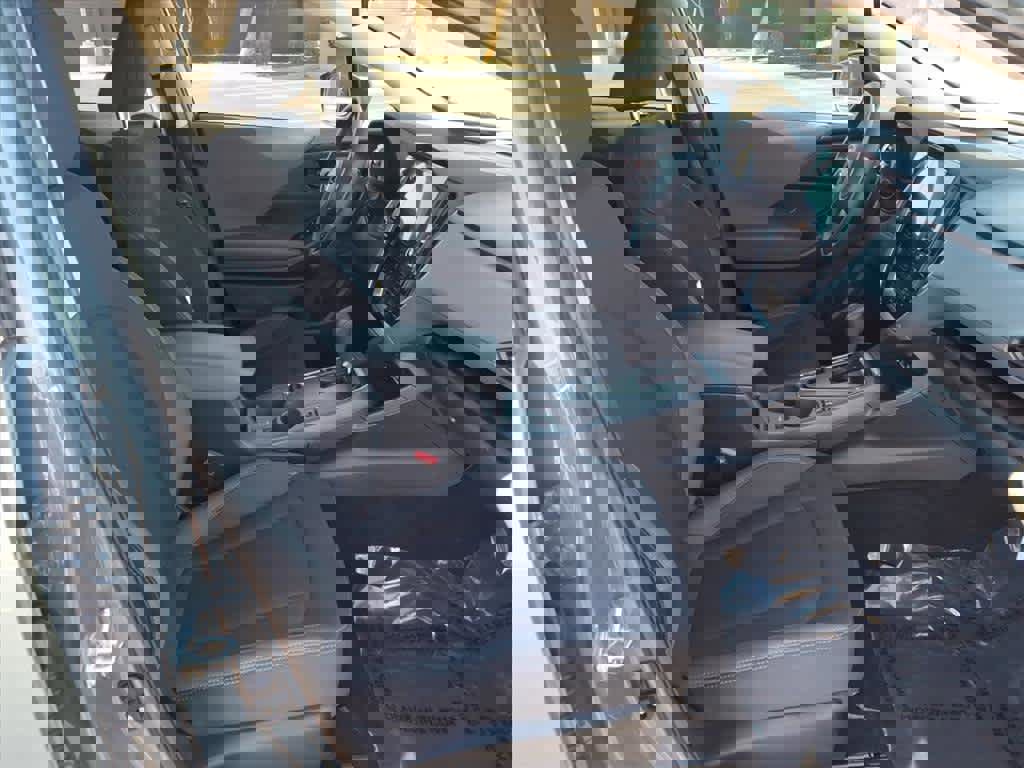 Certified 2025 Subaru Crosstrek 2.0i Premium image 18