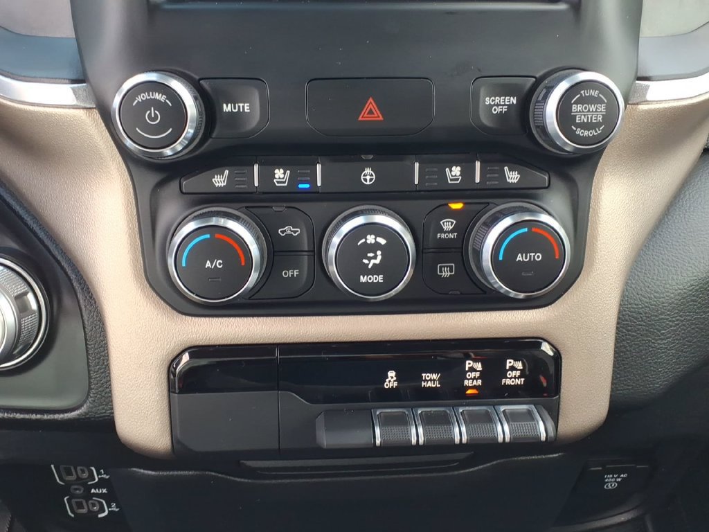 Used 2021 RAM 1500 Laramie AWD/4WD image 8