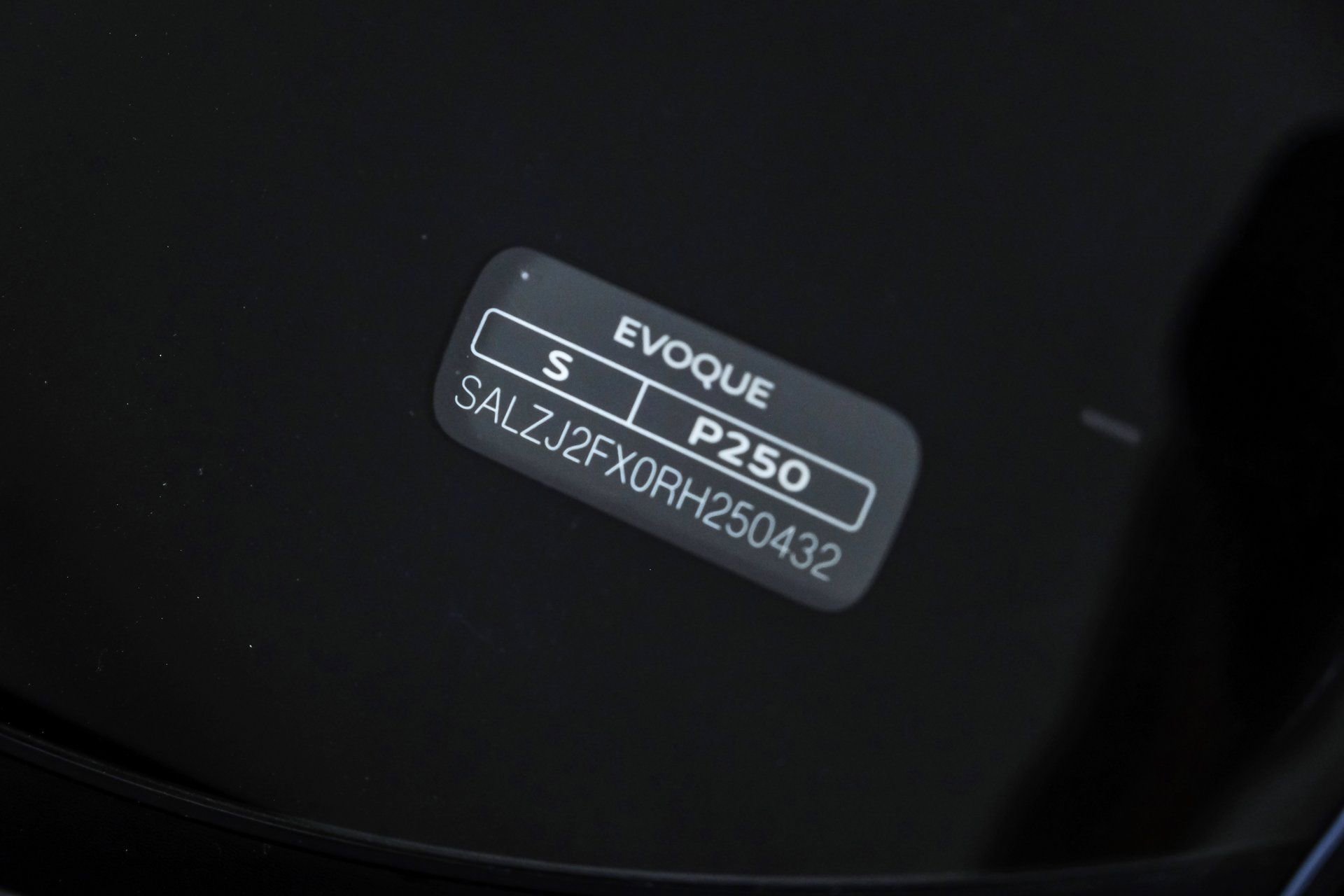 Used 2024 Land Rover Range Rover Evoque S image 57