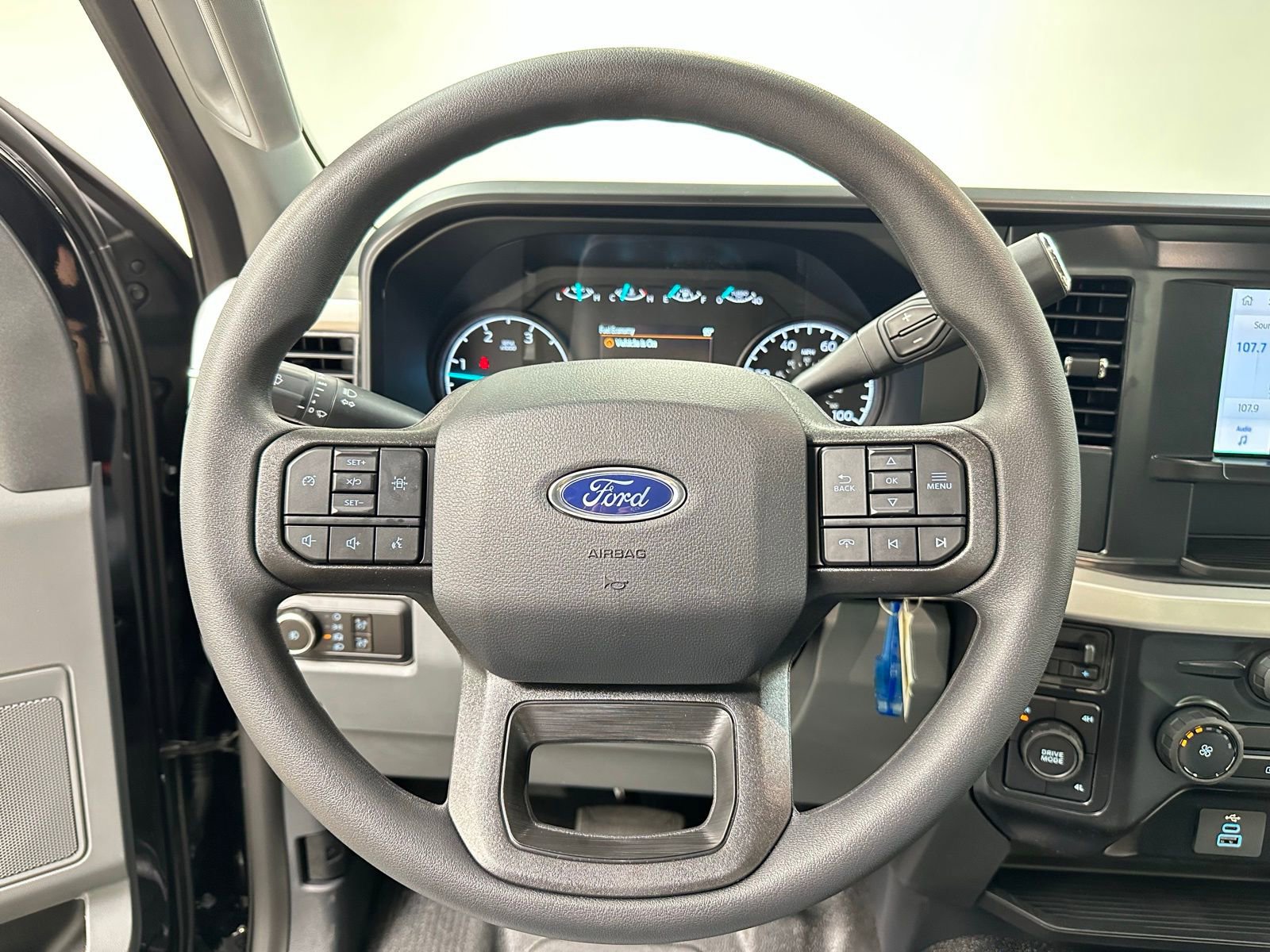 New 2025 Ford F350 XL w/ XL Chrome Package image 16