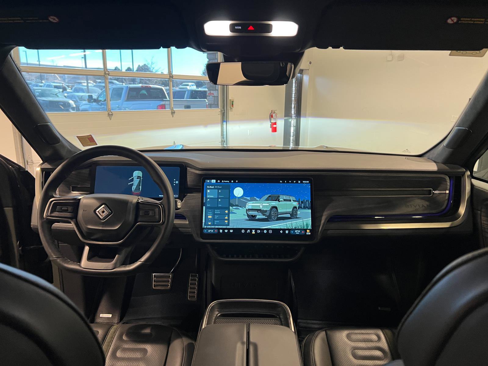 Used 2023 Rivian R1S Launch Edition image 28