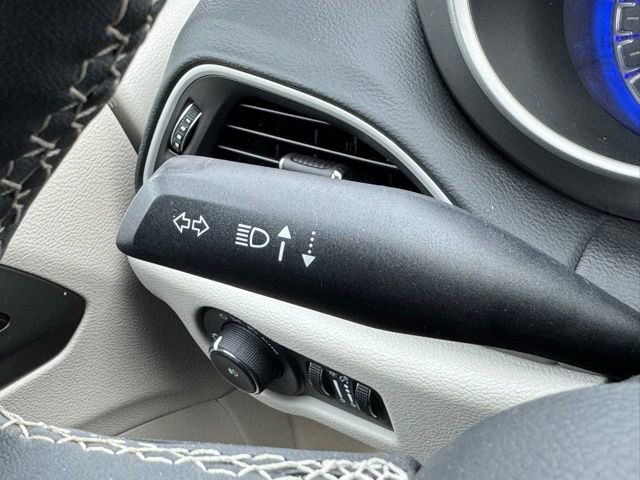 Used 2022 Chrysler Pacifica Touring-L FWD image 26