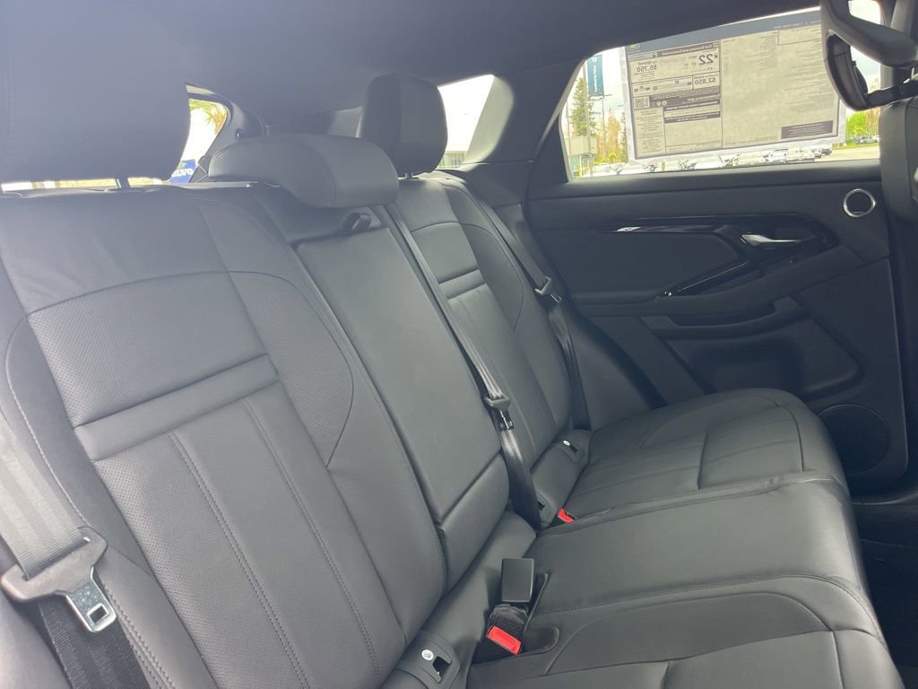 New 2026 Land Rover Range Rover Evoque Dynamic SE AWD/4WD image 18