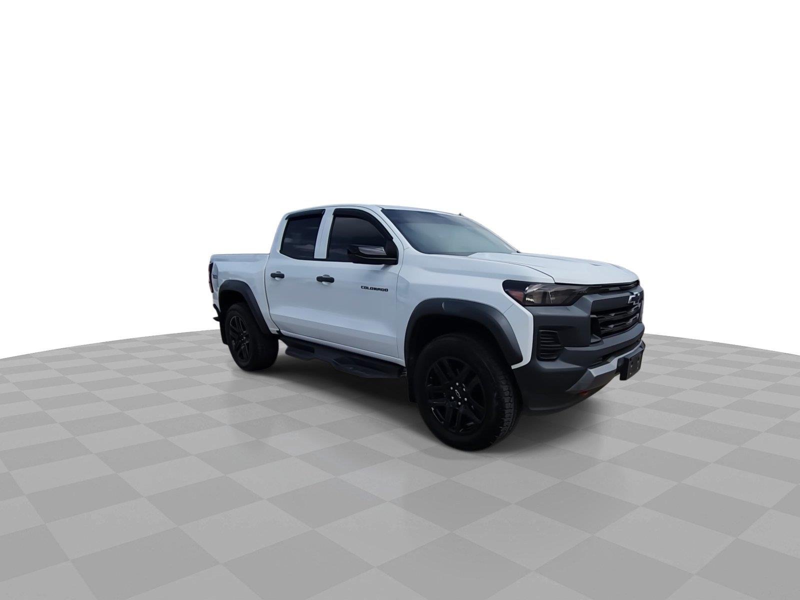 Certified 2023 Chevrolet Colorado Trail Boss AWD/4WD image 2