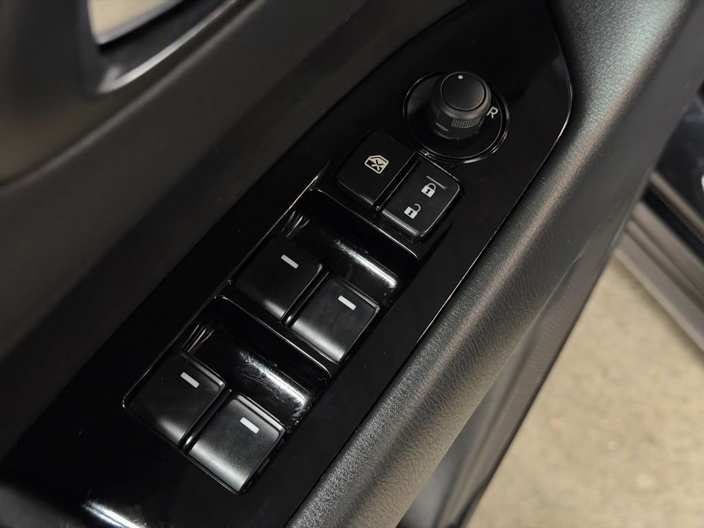 Used 2025 MAZDA CX-5 AWD 2.5 S w/ Preferred Package image 31