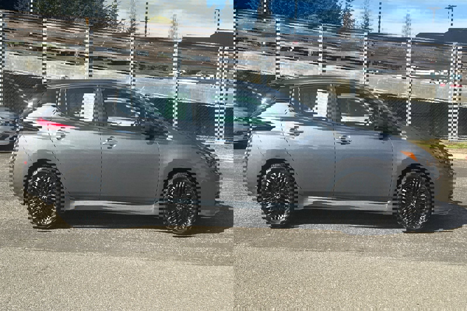 Used 2023 Nissan Leaf SV Plus image 3