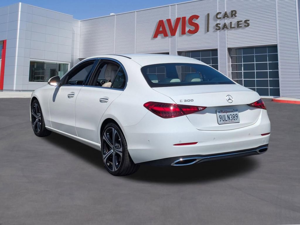 Used 2025 Mercedes-Benz C 300 Sedan image 9