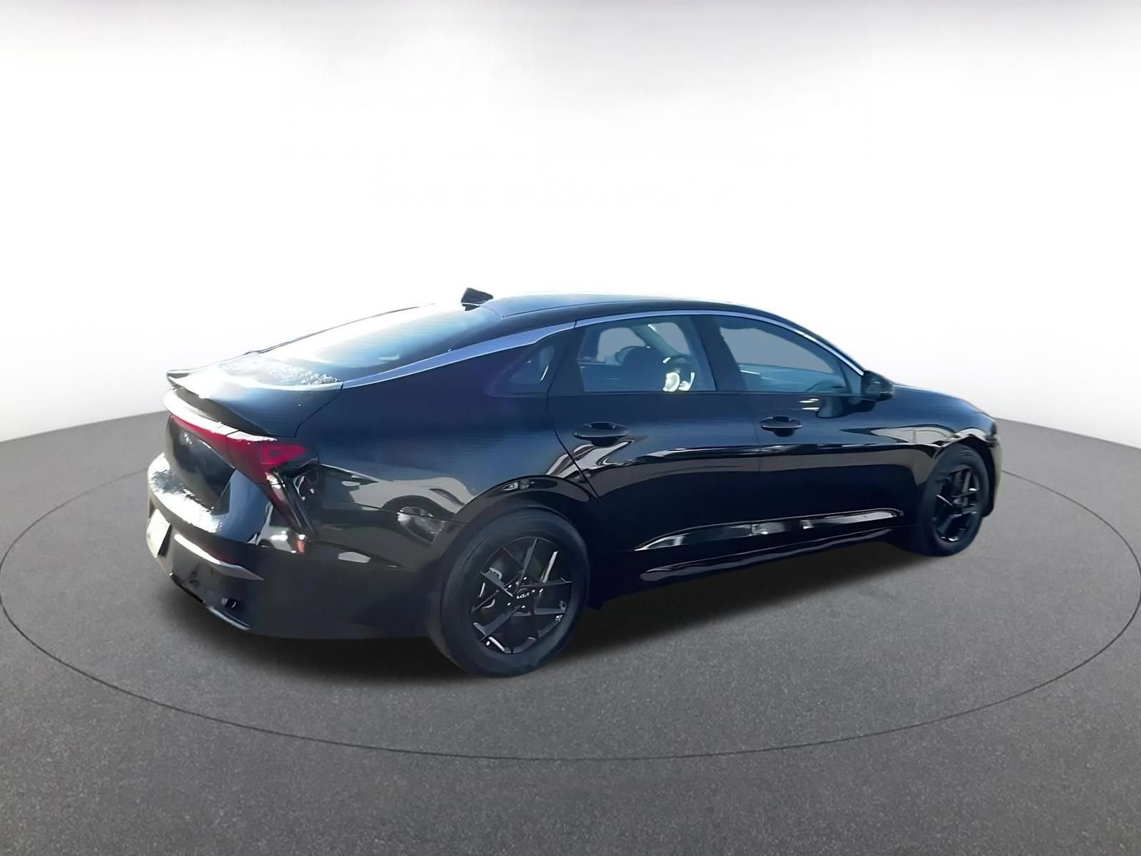 Used 2021 Toyota Camry SE image 15