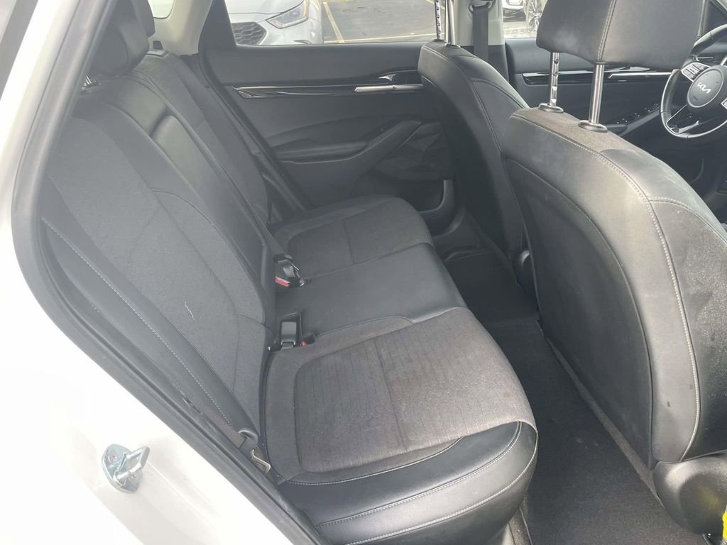 Used 2023 Kia Seltos S image 46