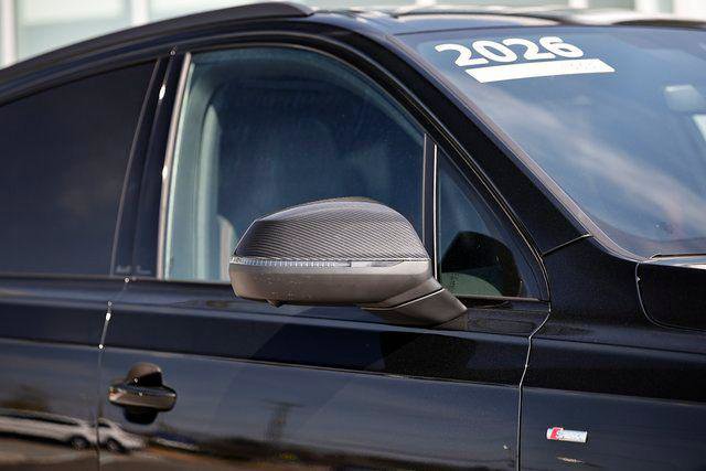 Certified 2026 Audi Q7 3.0T Prestige image 3