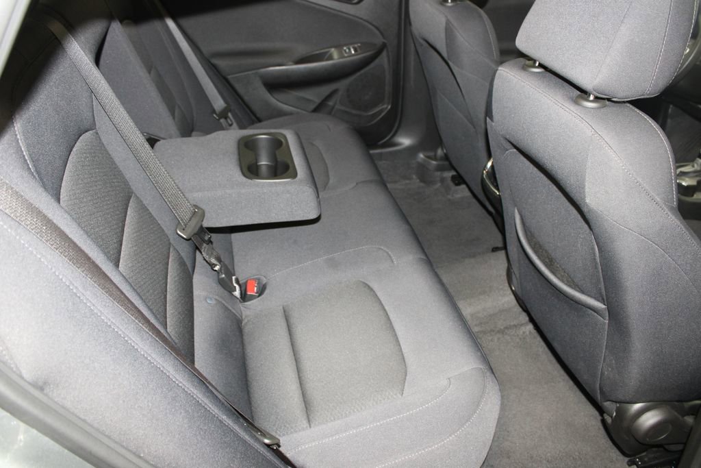 Used 2024 Chevrolet Malibu LT image 24