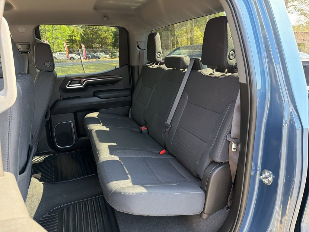 Used 2024 Chevrolet Silverado 1500 LT AWD/4WD image 22