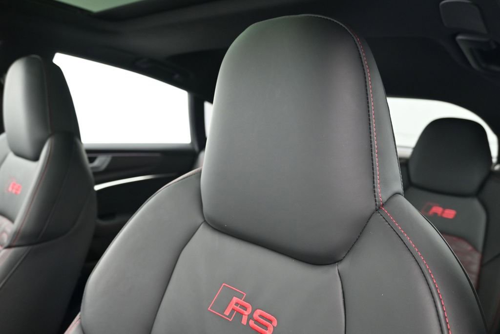 Used 2025 Audi RS 7 Performance w/ Matte Carbon Package AWD/4WD image 19