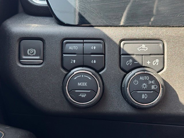 Certified 2024 Chevrolet Silverado 1500 RST w/ Convenience Package II AWD/4WD image 31