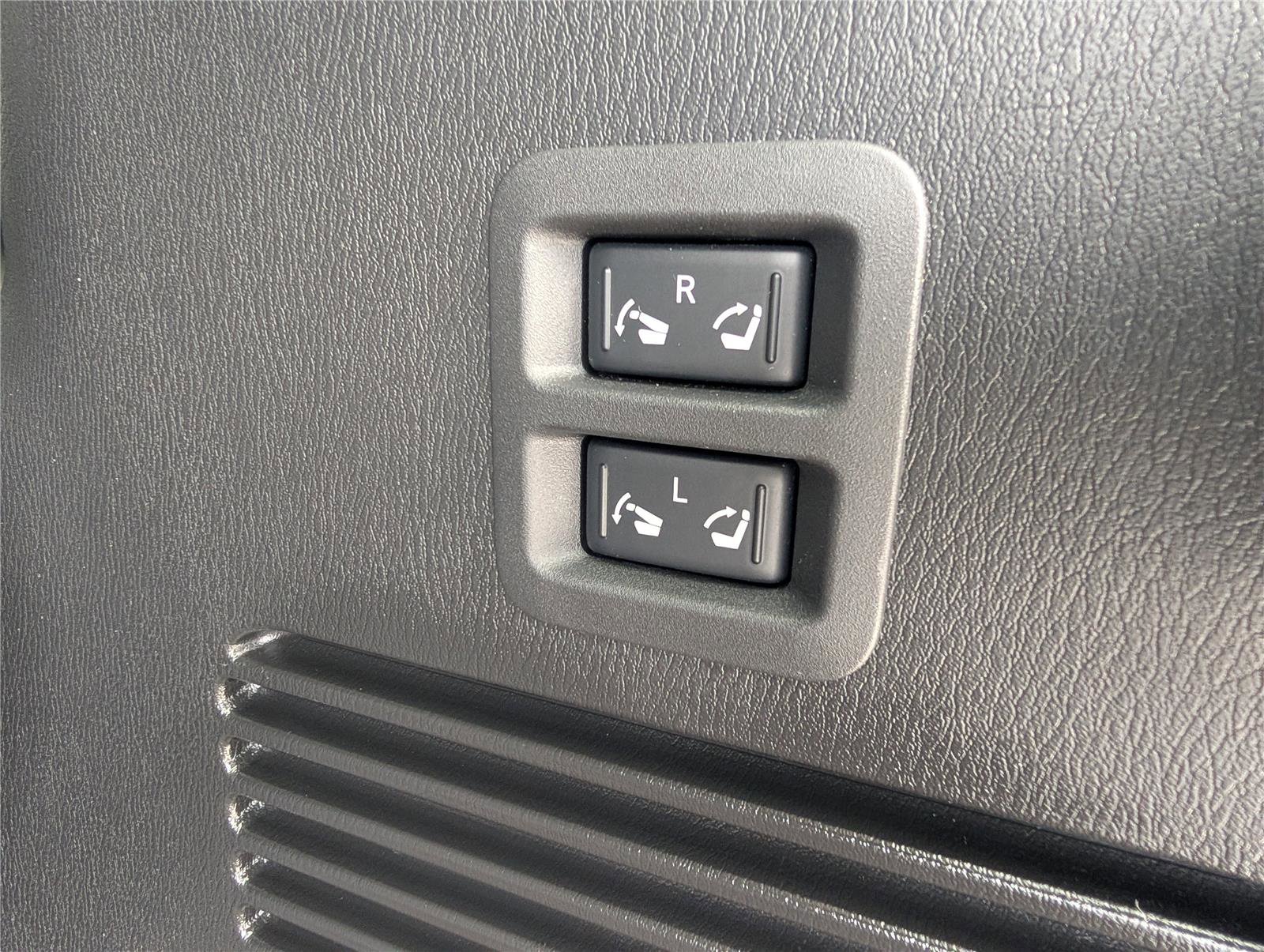 Used 2024 INFINITI QX80 Premium Select w/ Cargo Package image 15