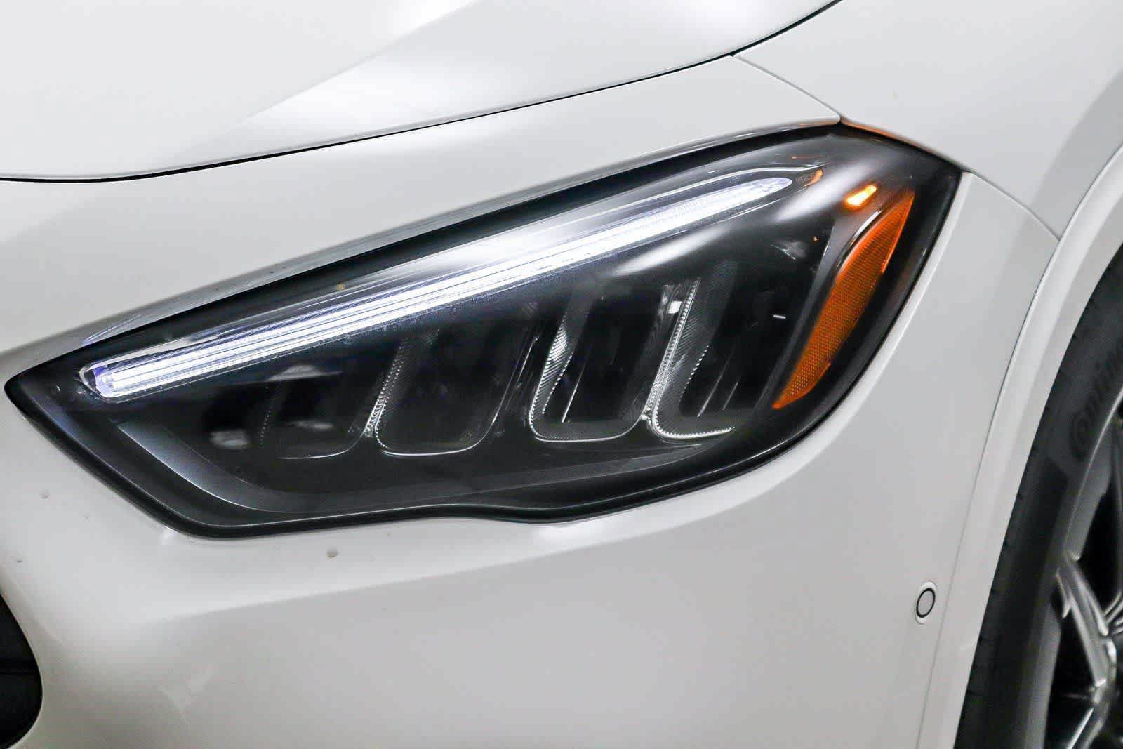 New 2025 Mercedes-Benz GLA 35 AMG 4MATIC image 6