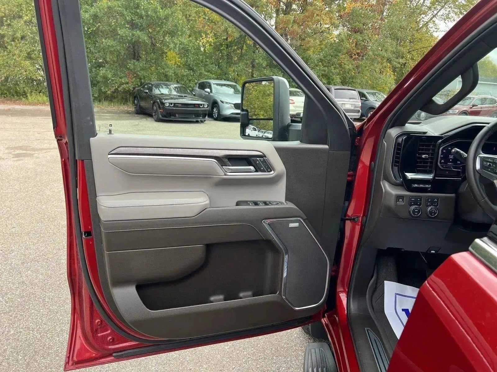 Used 2023 Chevrolet Silverado 1500 LTZ w/ Technology Package image 10