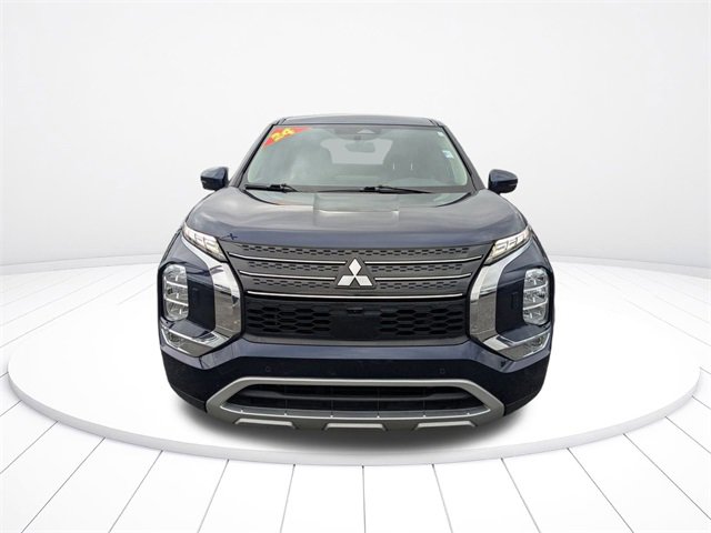 Used 2024 Mitsubishi Outlander SE image 8