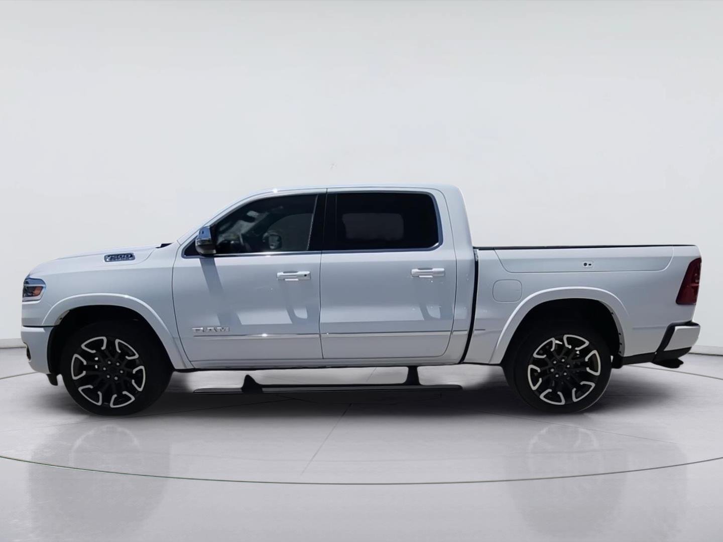Used 2025 RAM 1500 Limited w/ Bed Utility Group AWD/4WD image 5