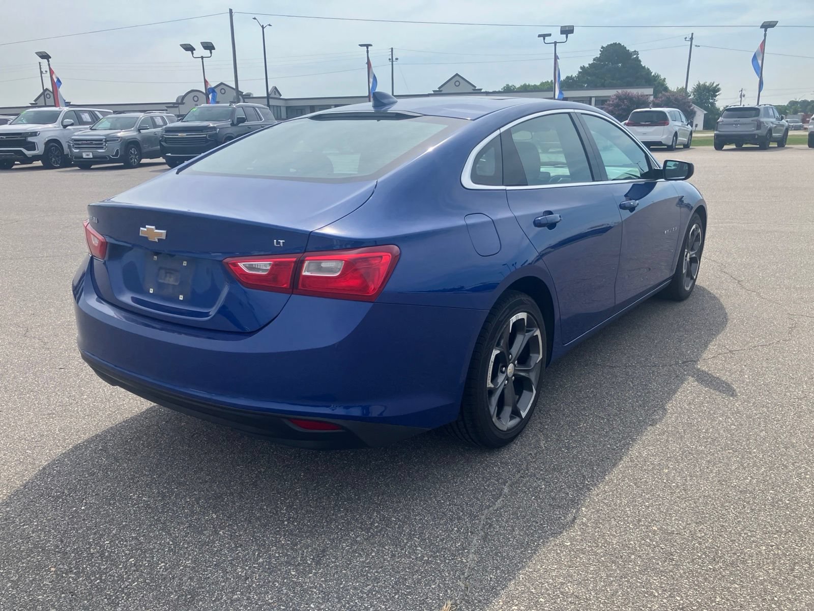 Used 2023 Chevrolet Malibu LT FWD image 5