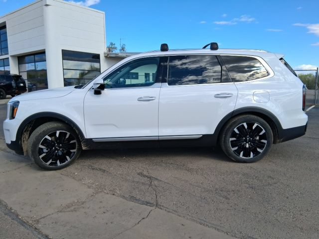 Used 2024 Kia Telluride SX Prestige w/ Towing Package AWD/4WD image 2