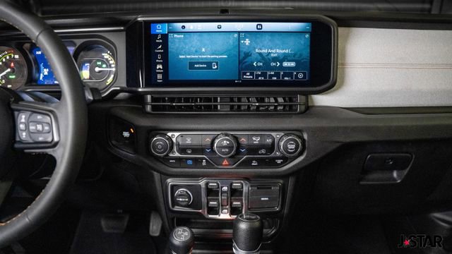 Used 2024 Jeep Wrangler Unlimited AWD/4WD image 6