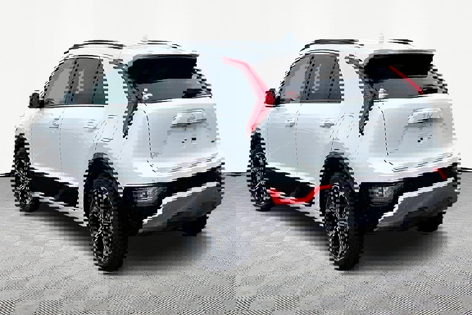 Used 2023 Kia Niro EX Touring FWD image 4