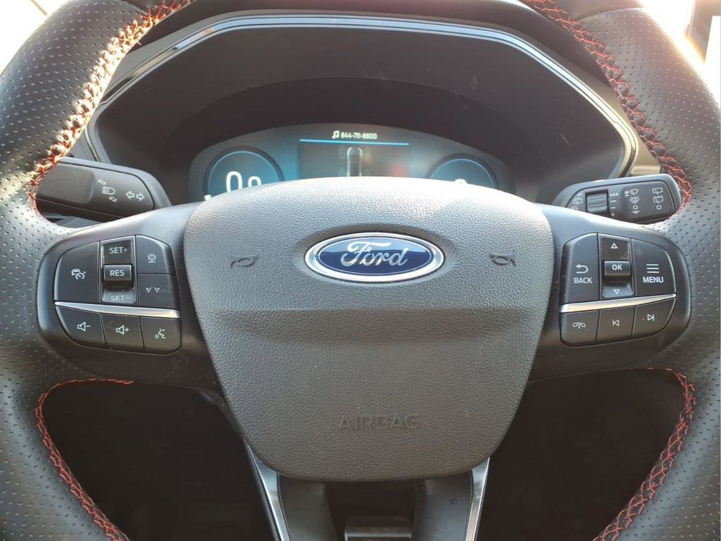 Used 2023 Ford Escape ST-Line Elite AWD/4WD image 17