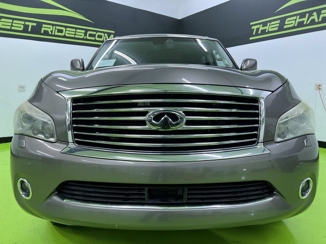 Used 2013 INFINITI QX56 4WD w/ Deluxe Touring Pkg image 3