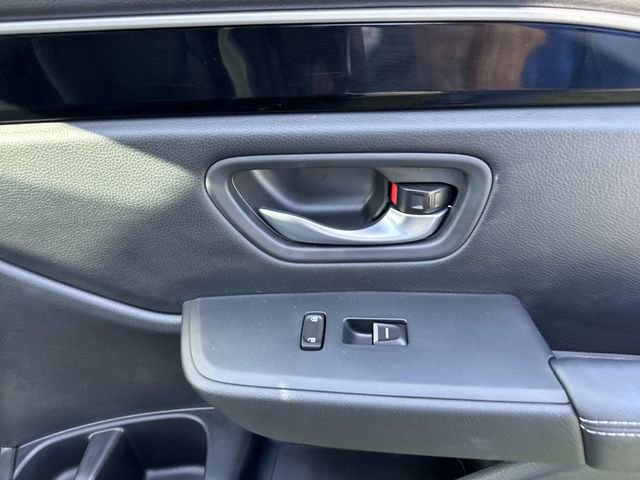 Certified 2025 Honda Pilot Touring image 14
