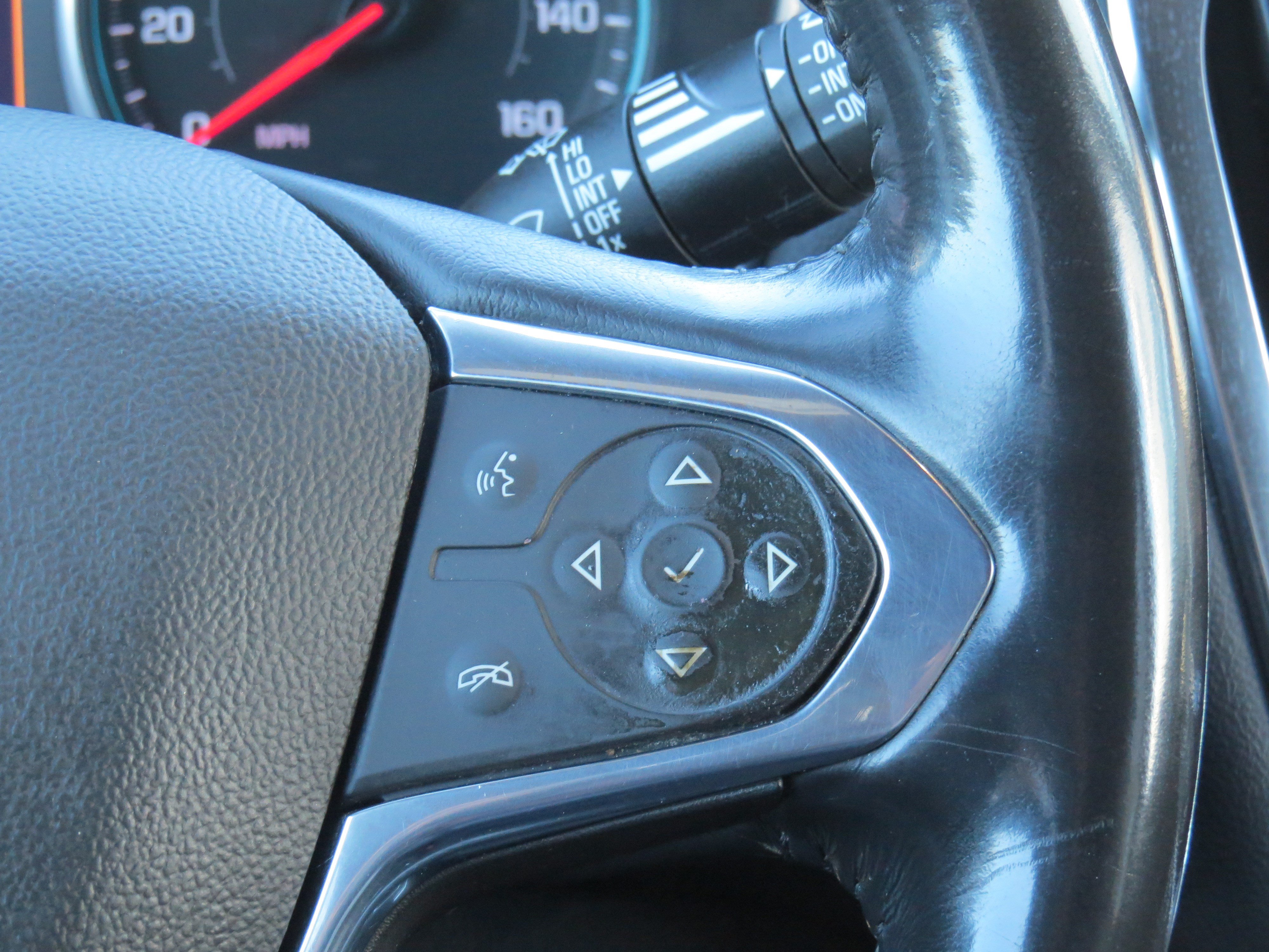 Used 2022 Chevrolet Traverse LT AWD/4WD image 20