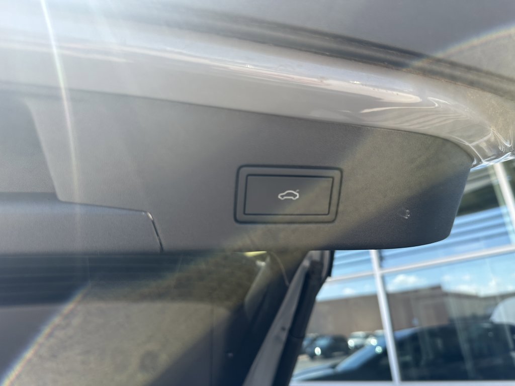 Used 2022 Volkswagen ID.4 Pro S image 31