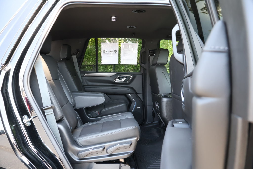 Certified 2022 Chevrolet Tahoe Z71 w/ Z71 Off-Road Package AWD/4WD image 48