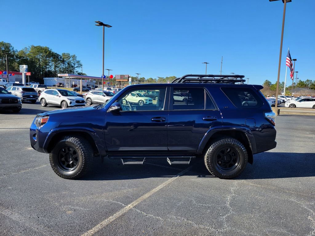 Used 2021 Toyota 4Runner SR5 Premium w/ Moonroof Package image 2