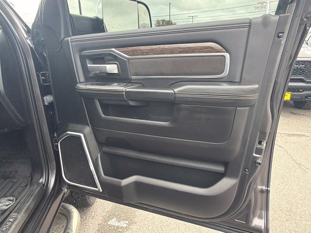 Used 2020 RAM 2500 Laramie AWD/4WD image 8