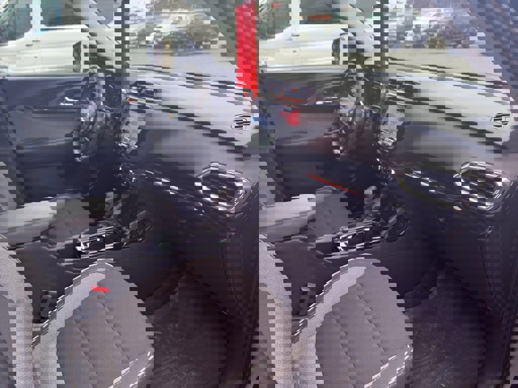 Used 2023 Chevrolet TrailBlazer LT w/ Convenience Package image 25