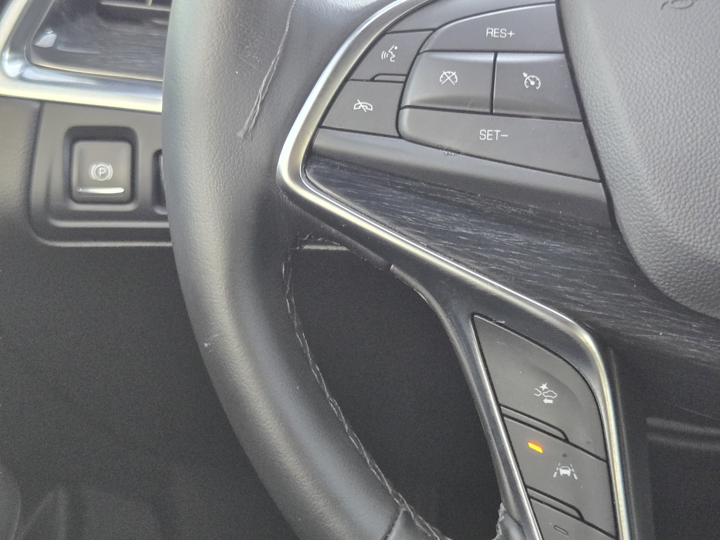Used 2023 Cadillac XT5 Premium Luxury w/ Technology Package FWD image 24