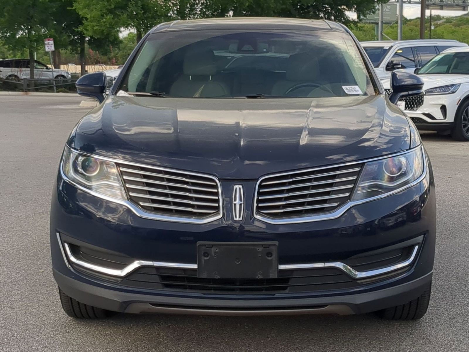 Used 2018 Lincoln MKX Reserve w/ Lincoln MKX Climate Package image 8