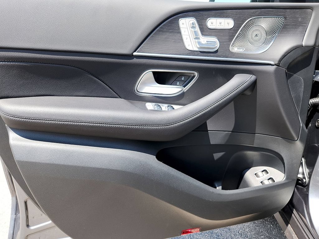 New 2025 Mercedes-Benz GLE 450e 4MATIC image 15
